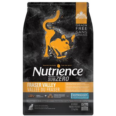 Nutrience SUBZERO Fraser Valley Cat อาหารแมวแบบเม็ดผสมฟรีซดราย สูตรเนื้อไก่และปลา ความน่ากินสูง (2.27kg, 5kg.) นูเทรียซ์ ซับซีโร่