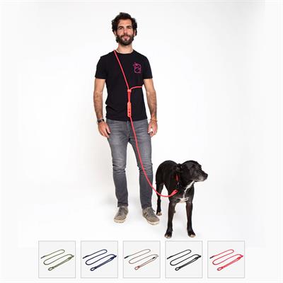 zee.dog Hands-Free Leash สายจูงแบบคล้องไหล่ คล้องบ่า ไม่ต้องคอยจับ ตัวล็อคแข็งแรง ปรับระดับความกว้างยาวได้ง่าย ปรับความยาวได้ 1.2 - 2.4m